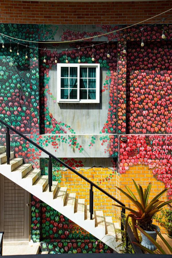 Phuket View Coffee And Resort Chalong Exterior photo